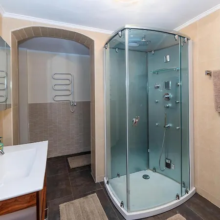 Casa vacanze 4 Bedroom Lovely In *