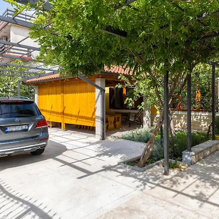 4 Bedroom Lovely In Feriehus *