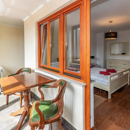 4 Bedroom Lovely In *