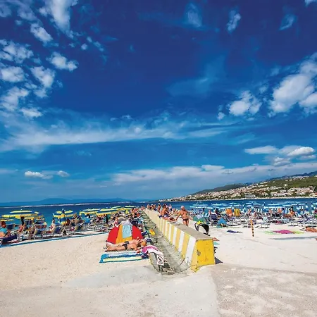 4 Bedroom Lovely In *