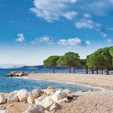 Feriehus 4 Bedroom Lovely In *